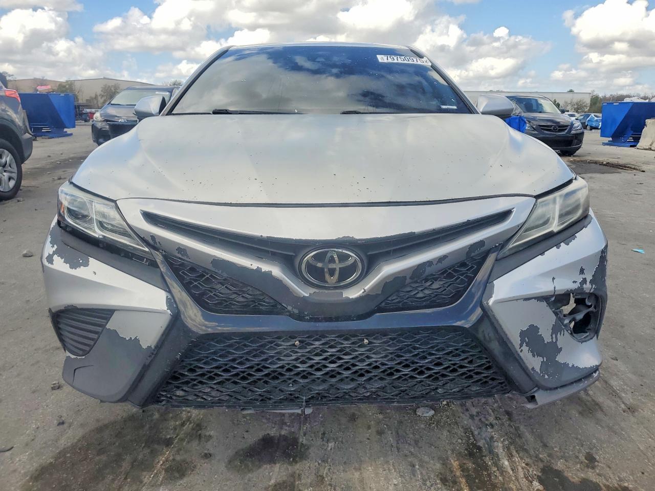 2020 Toyota Camry Se - Image 5