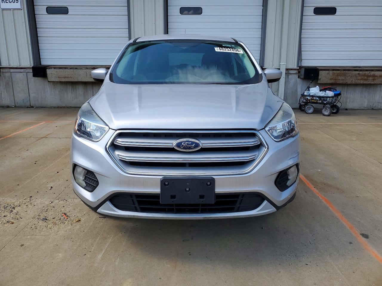2019 Ford Escape Se - Фото 5