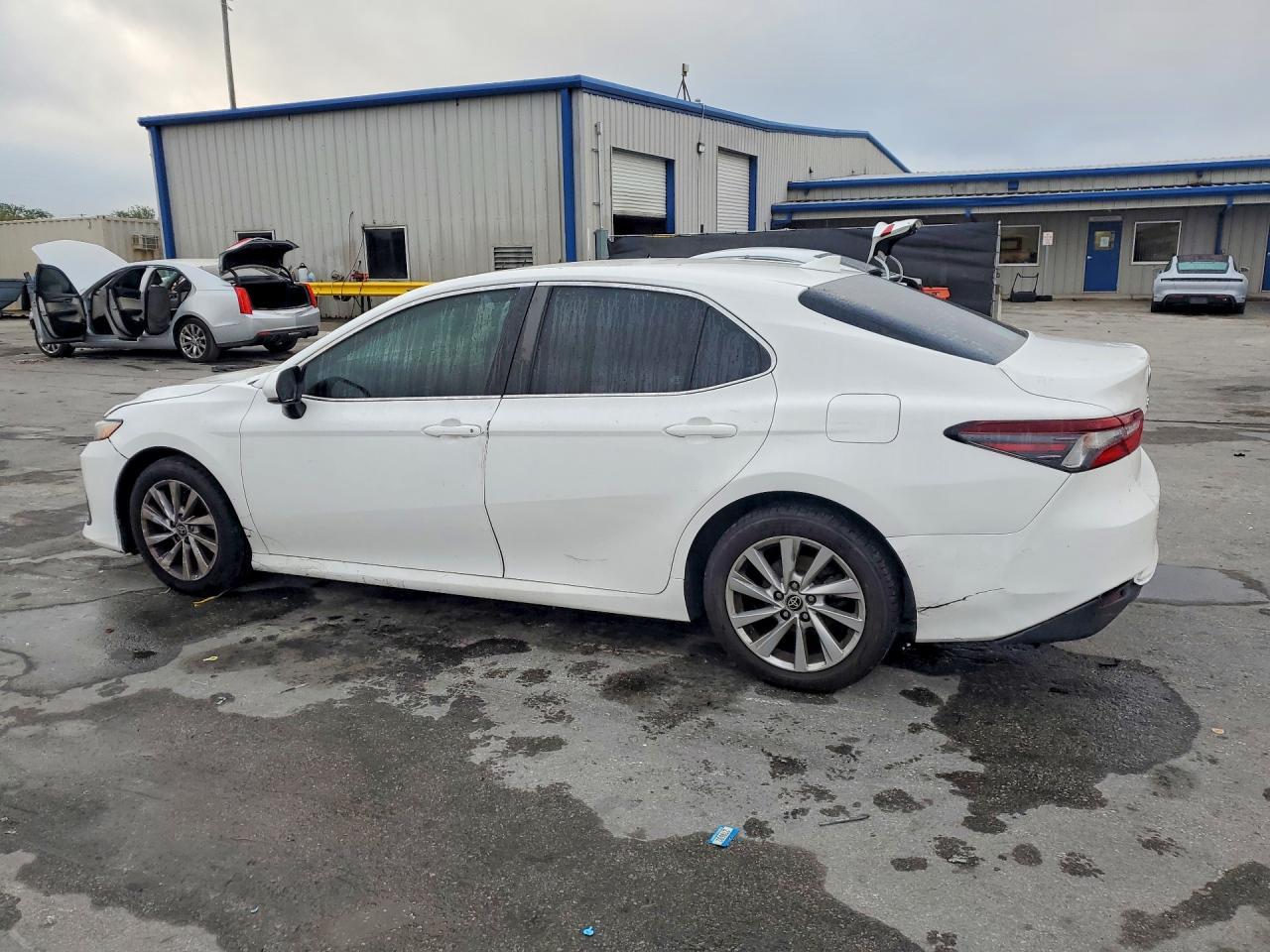 2021 Toyota Camry Le - Image 2