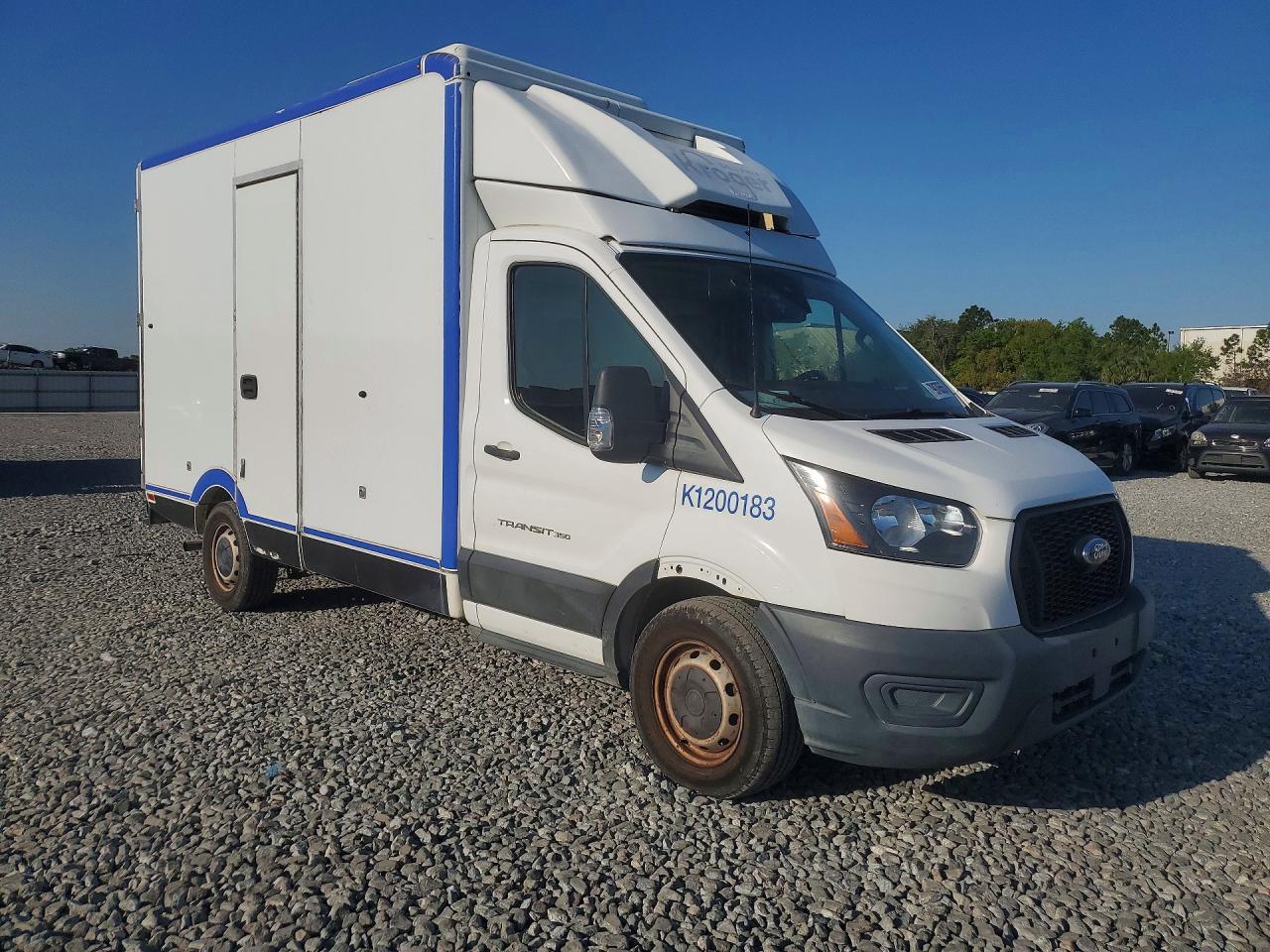 2020 Ford Transit Delivery Truck - Image 4