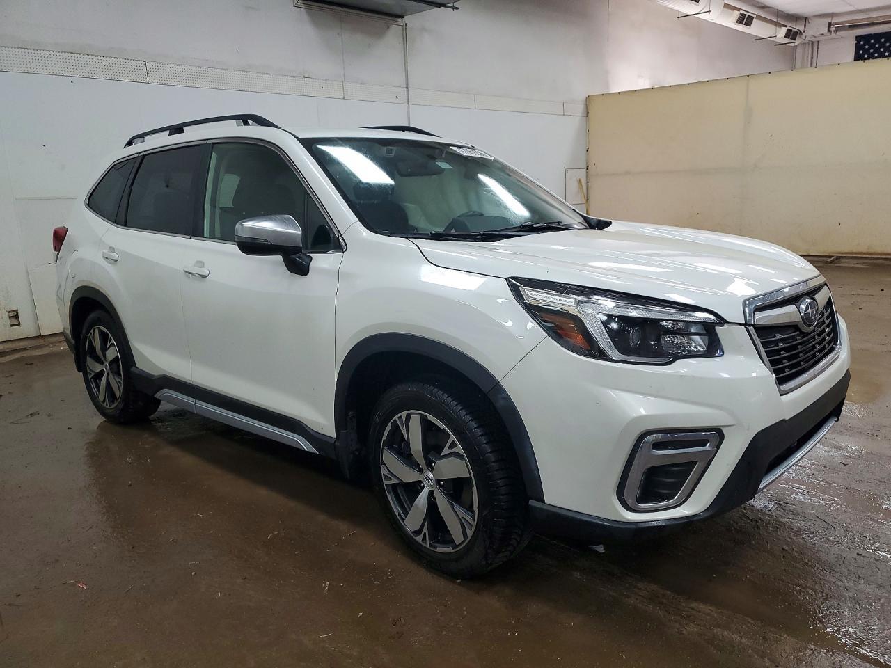 2021 Subaru Forester Touring - Фото 4