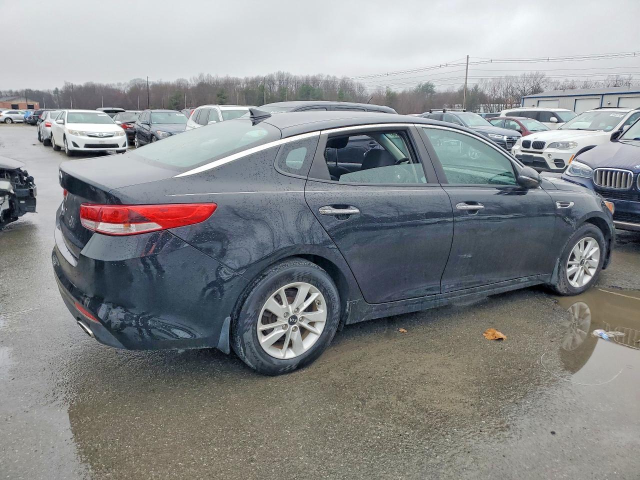 2016 Kia Optima Lx - Image 3