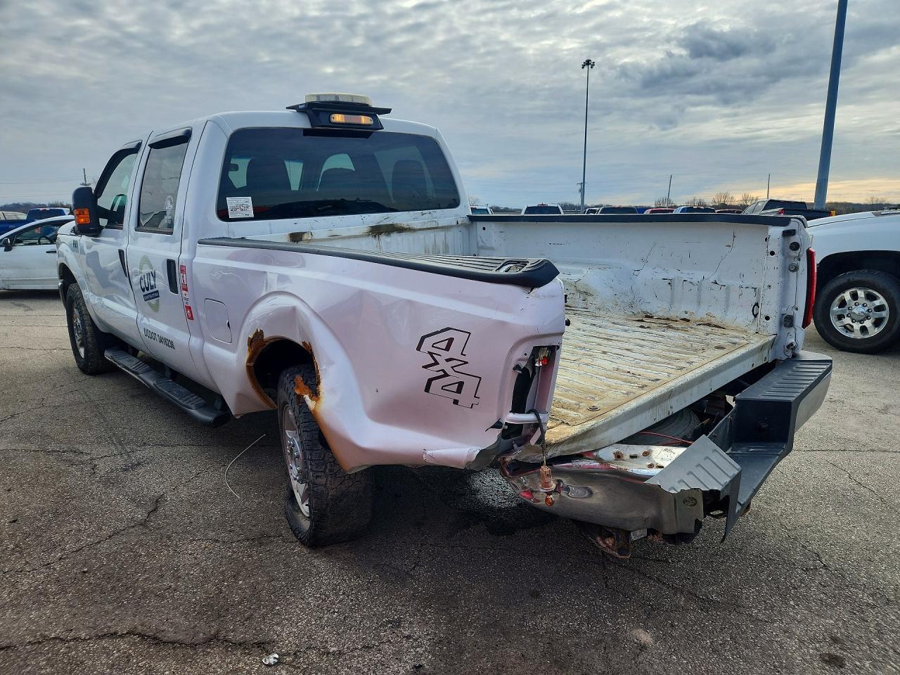 2016 Ford F250 Super Duty - Image 2