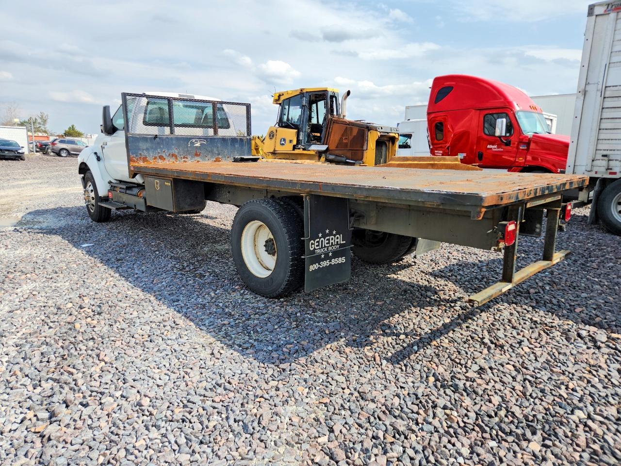 2015 Ford F650 Super Duty Flatbed Truck - Фото 2