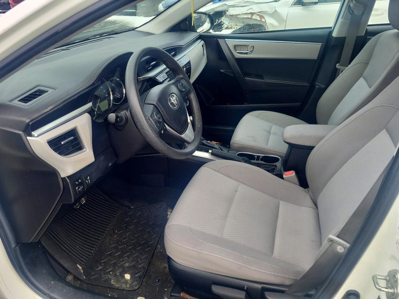 2015 Toyota Corolla L - Image 7