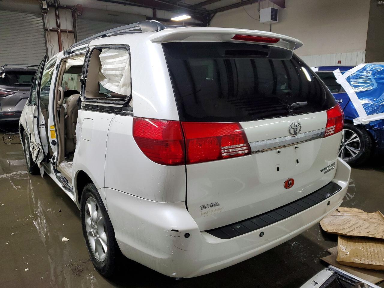 2004 Toyota Sienna Xle Limited 7 Passenger - Фото 2