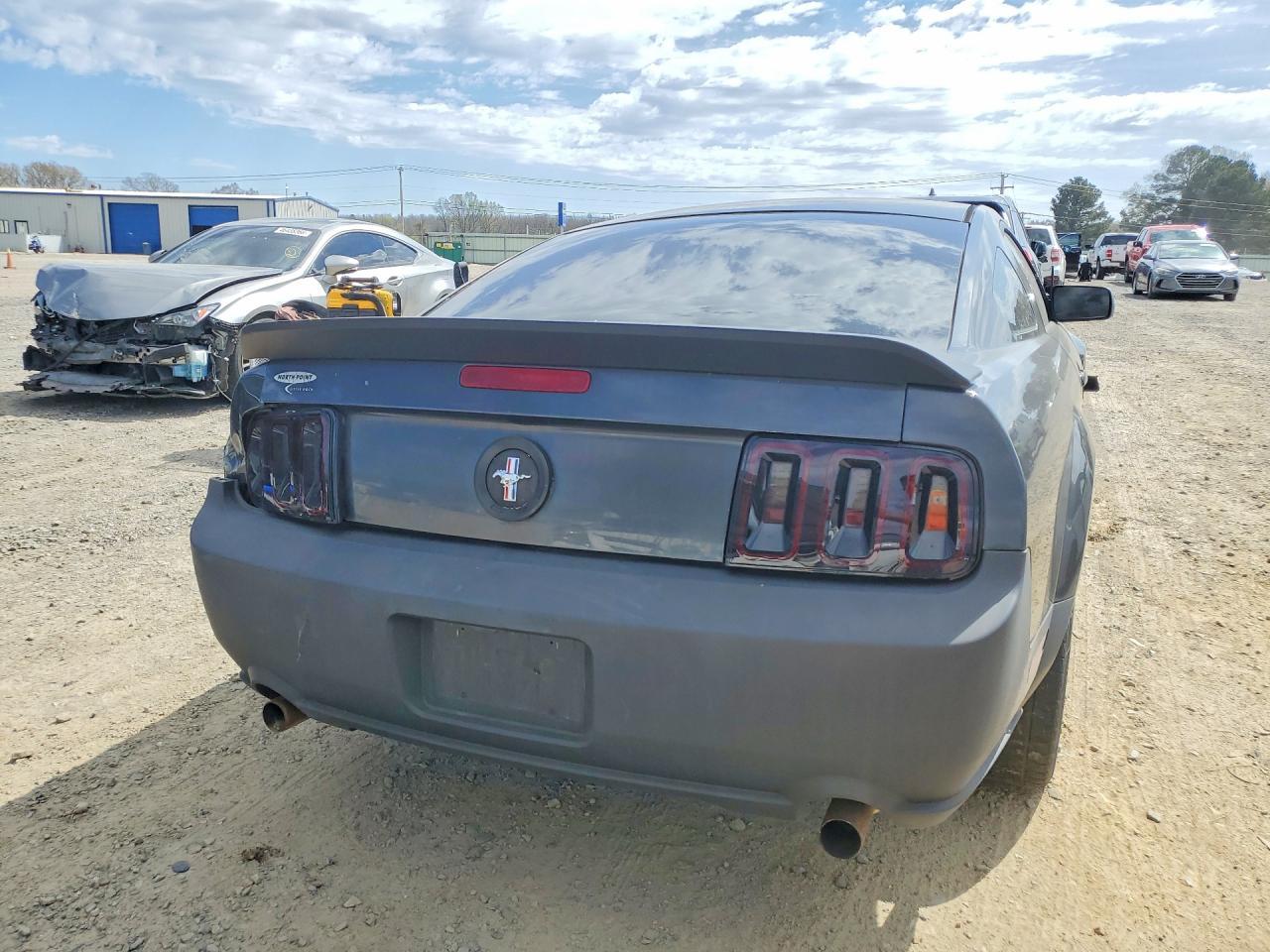 2008 Ford Mustang - Image 6