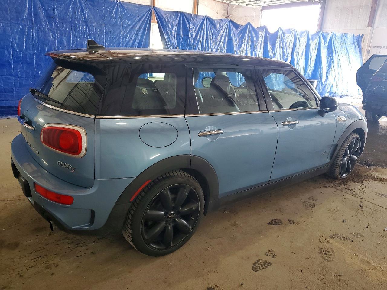 2017 Mini Cooper S Clubman All4 - Фото 3