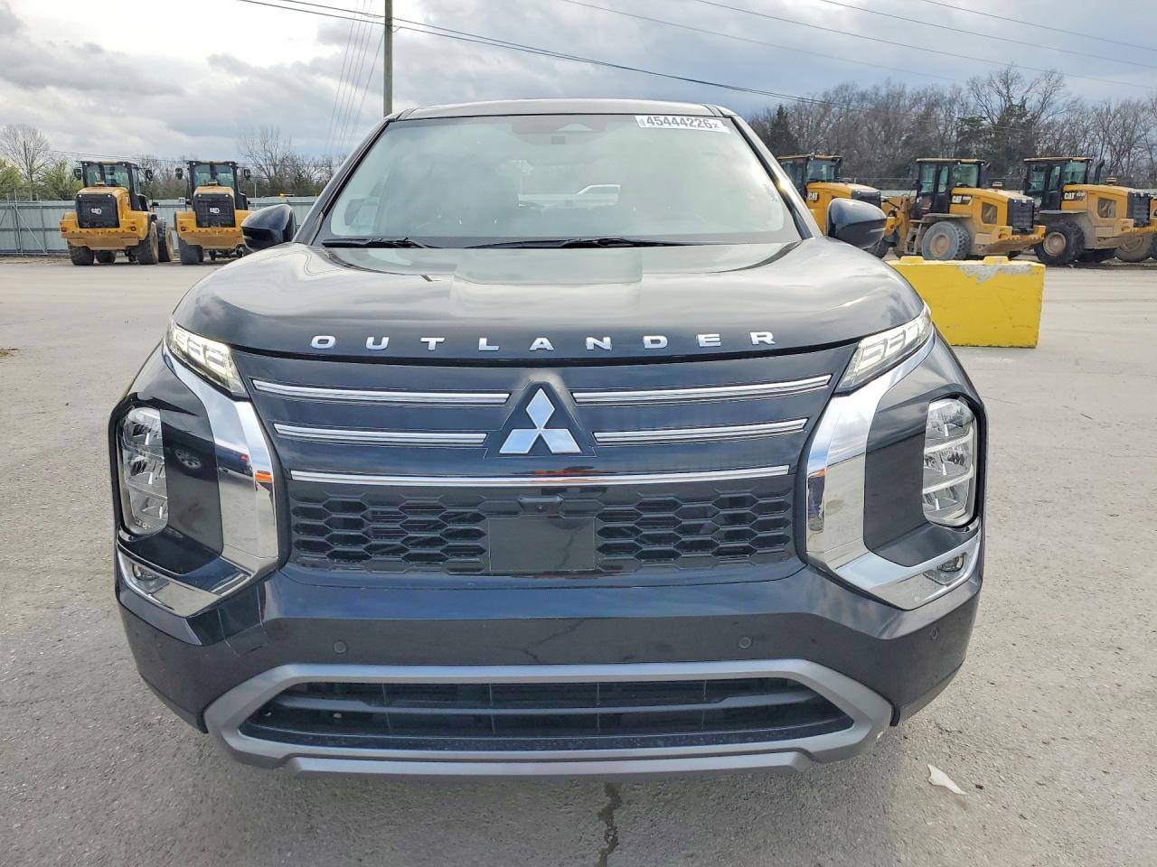 2025 Mitsubishi Outlander Se - Image 5