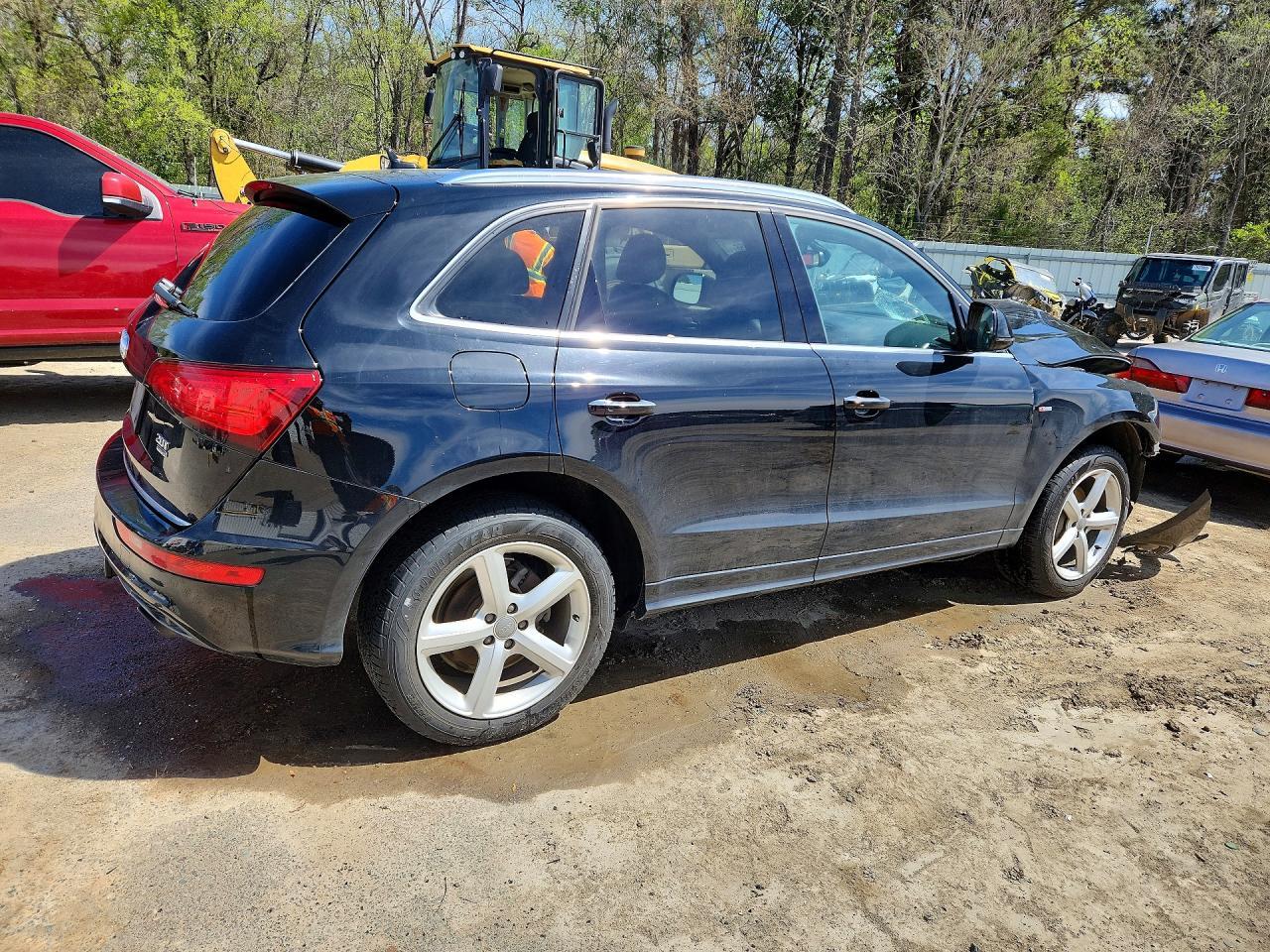2017 Audi Q5 Premium Plus - Image 3