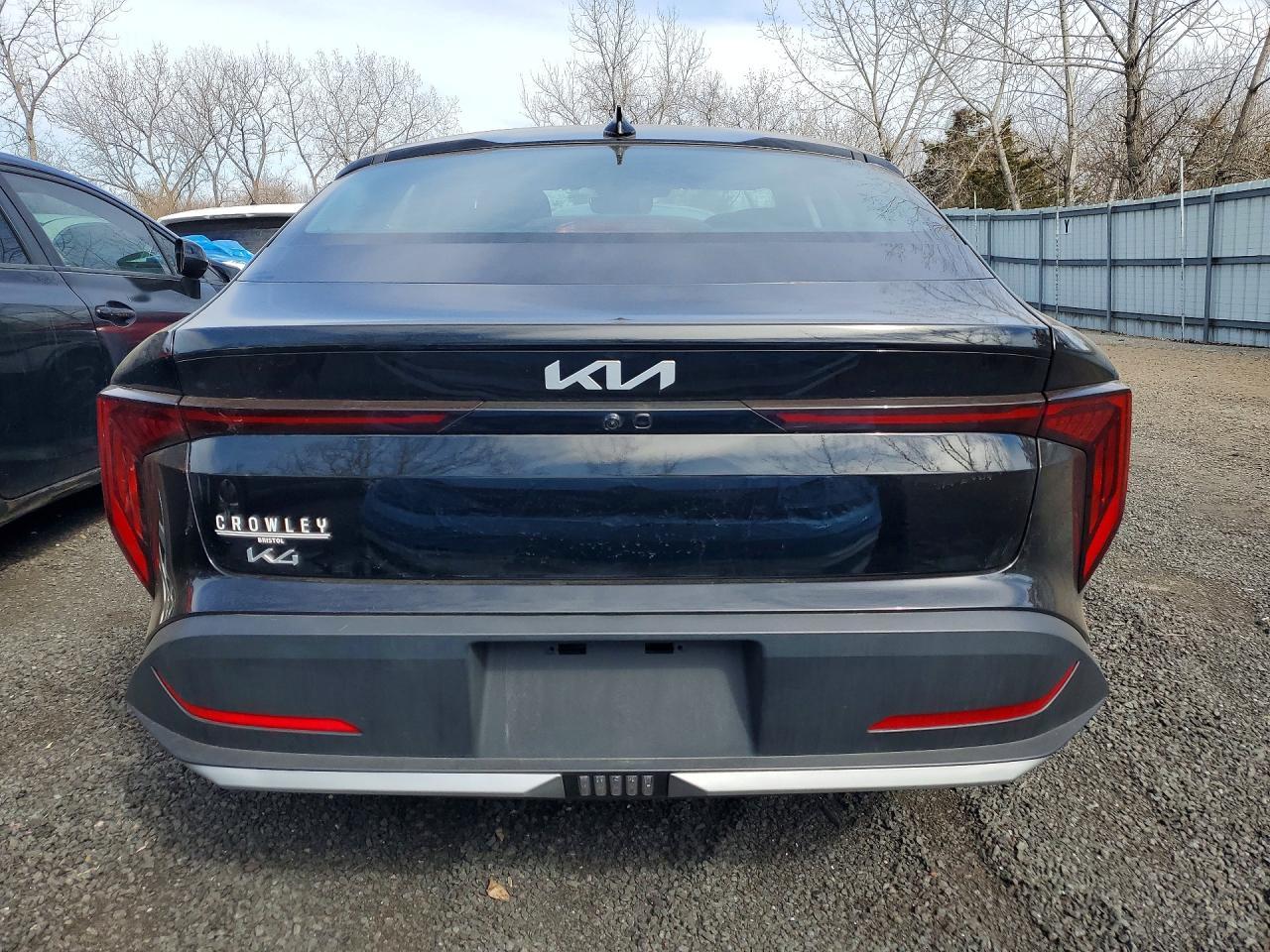 2025 Kia K4 Lxs - Image 6