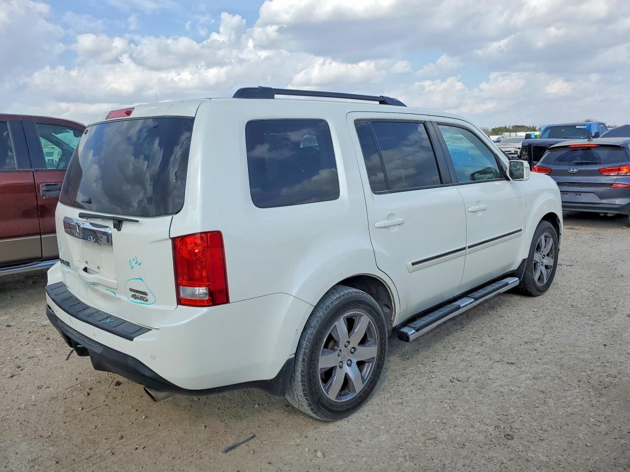 2015 Honda Pilot Touring - Фото 3