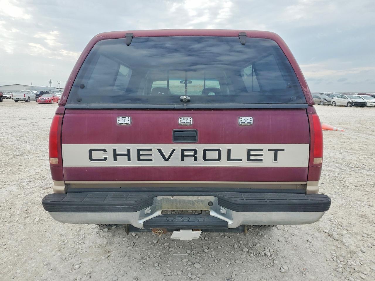 1993 Chevrolet Gmt-400 K2500 - Image 6