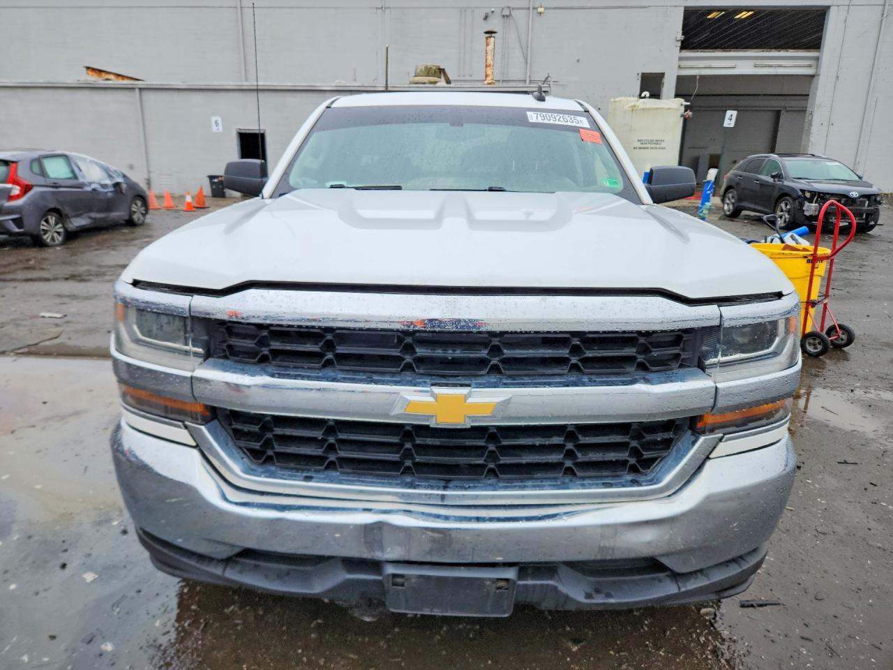2016 Chevrolet Silverado C1500 - Фото 5