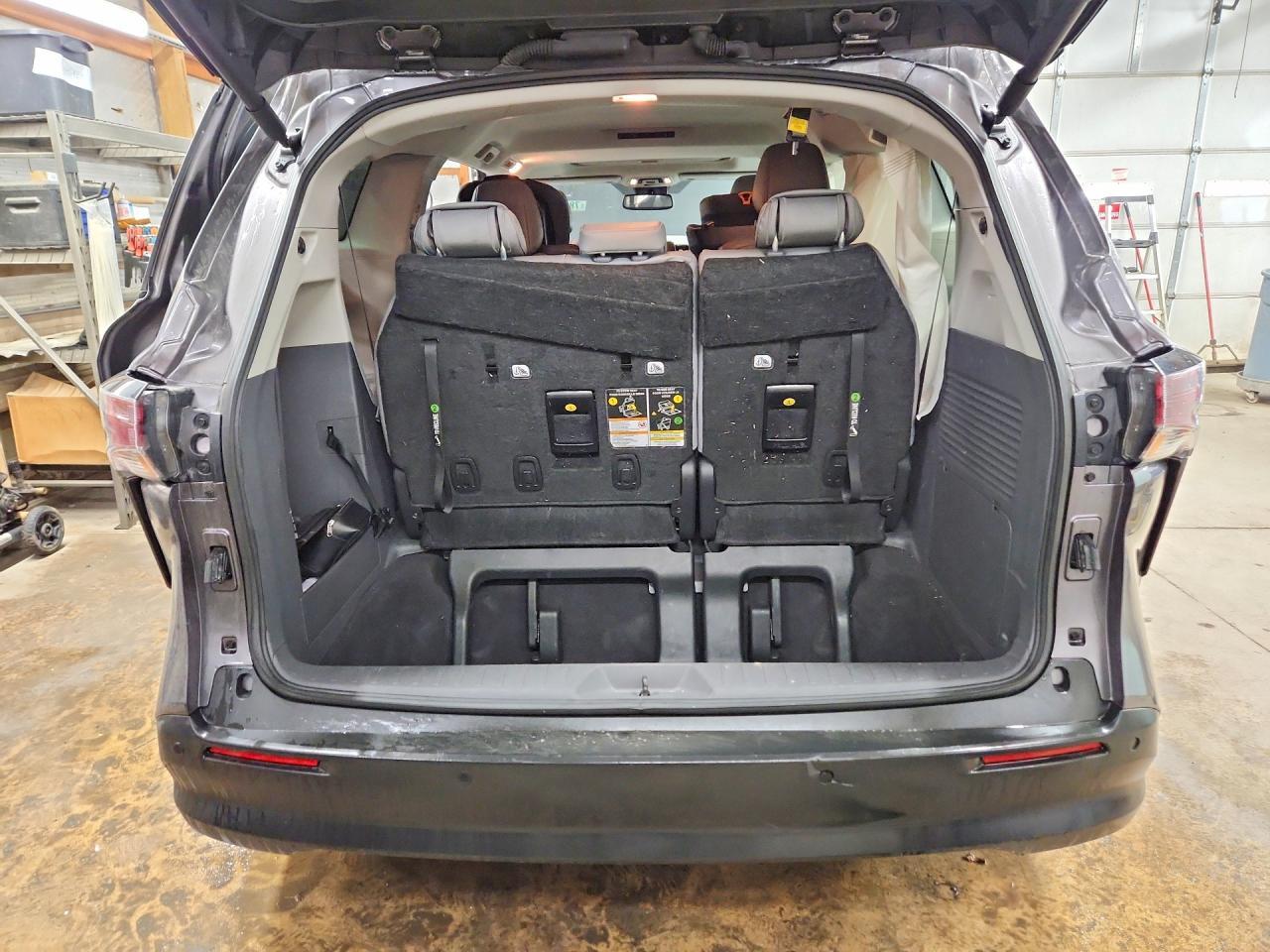 2023 Toyota Sienna Xle 8-Passenger - Фото 6