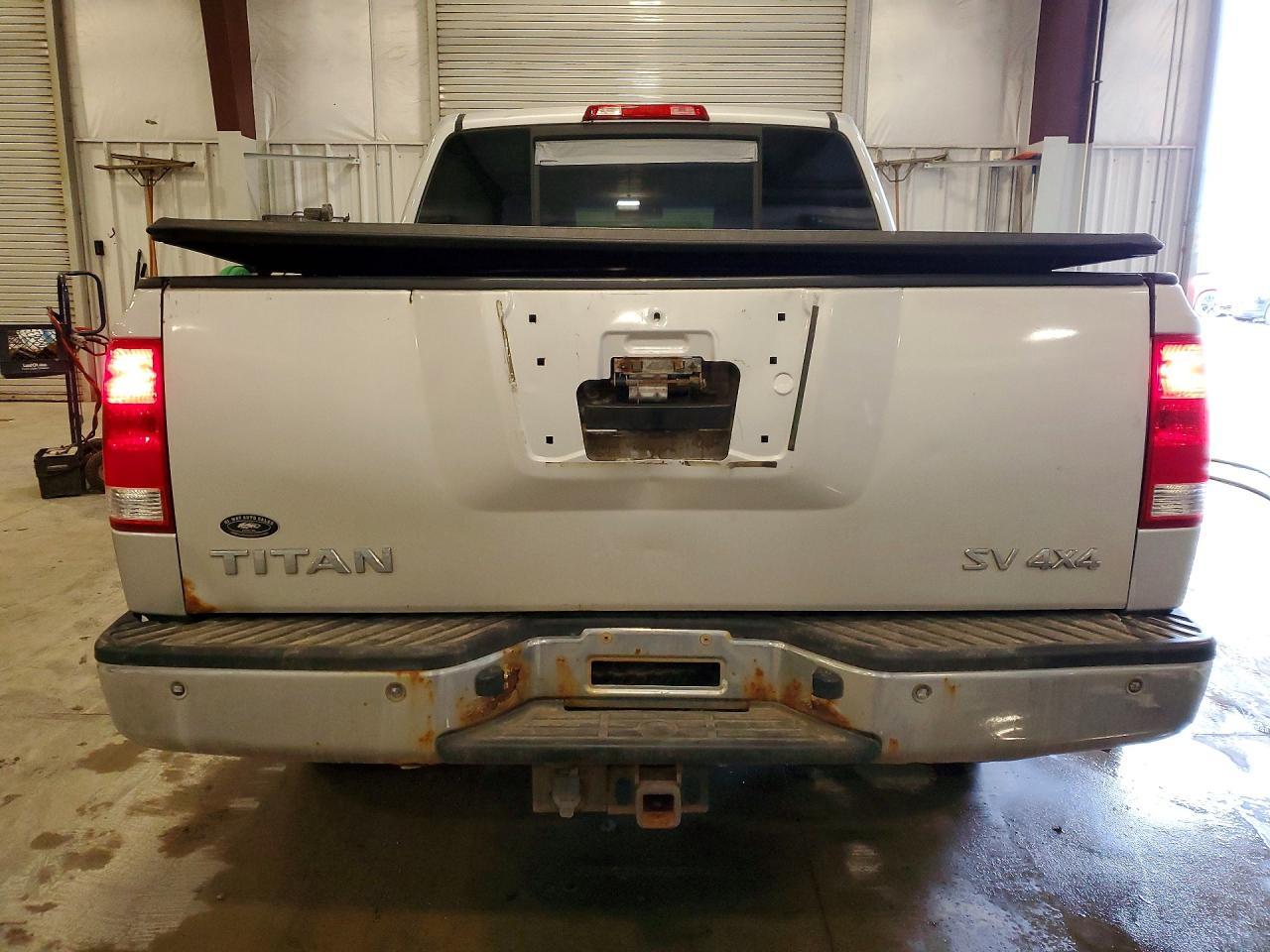 2012 Nissan Titan Sv - Фото 6