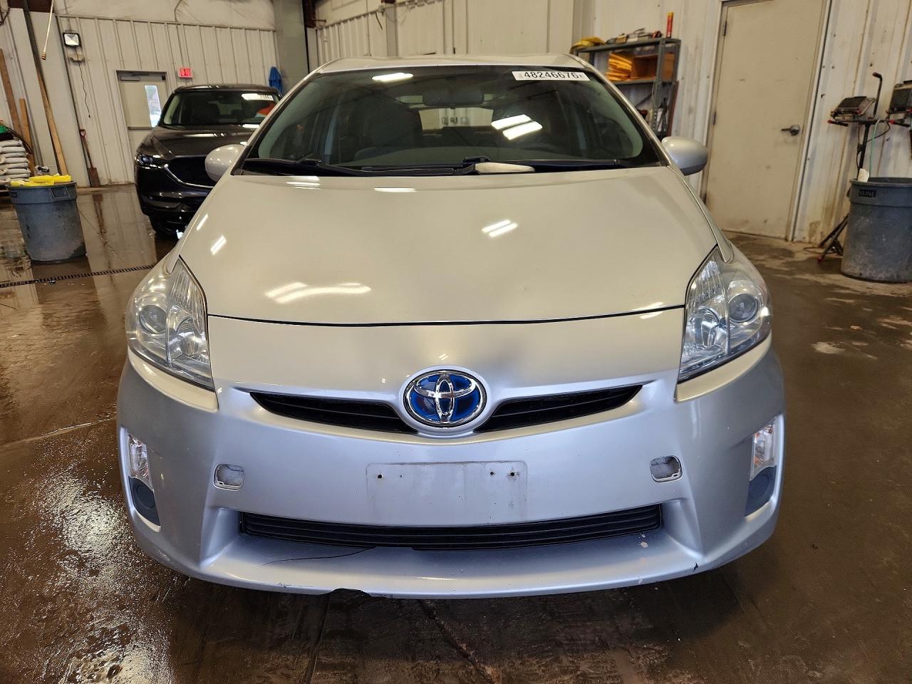 2010 Toyota Prius Iii - Фото 5