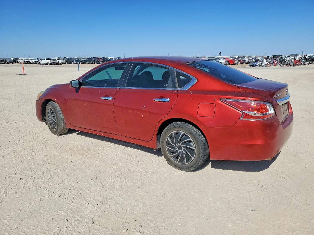 2014 Nissan Altima 2.5 S - Фото 2