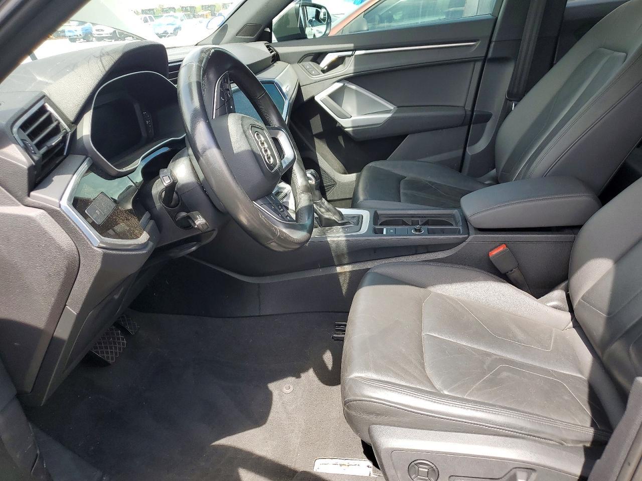 2021 Audi Q3 Premium 40 - Фото 7