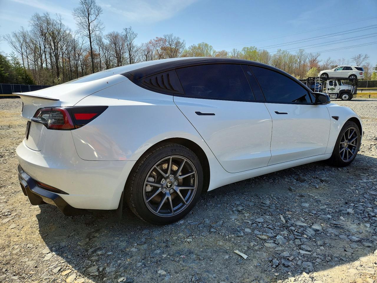 2023 Tesla Model 3 - Image 3