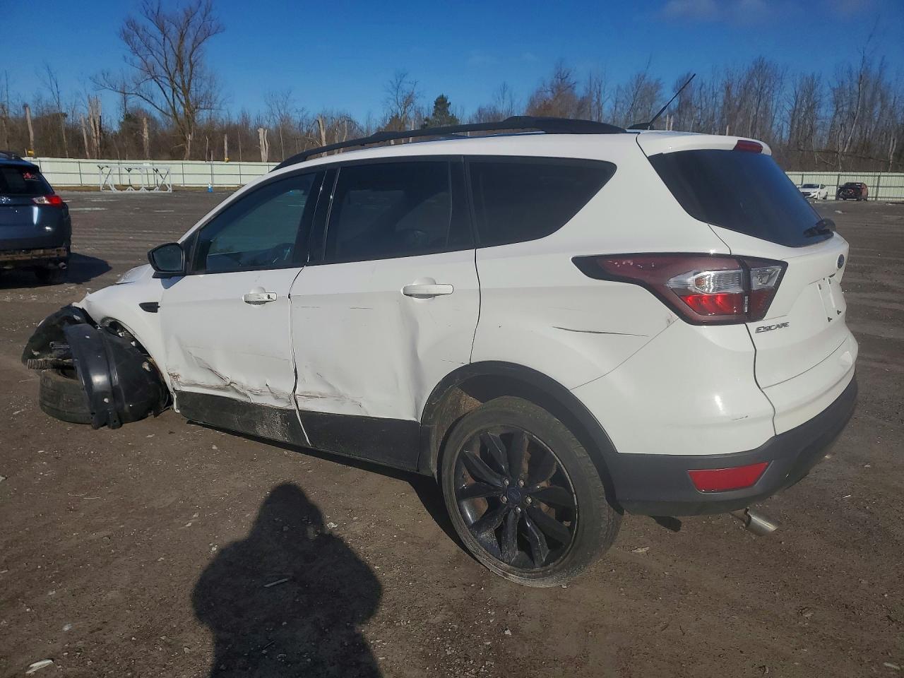 2017 Ford Escape Se - Фото 2