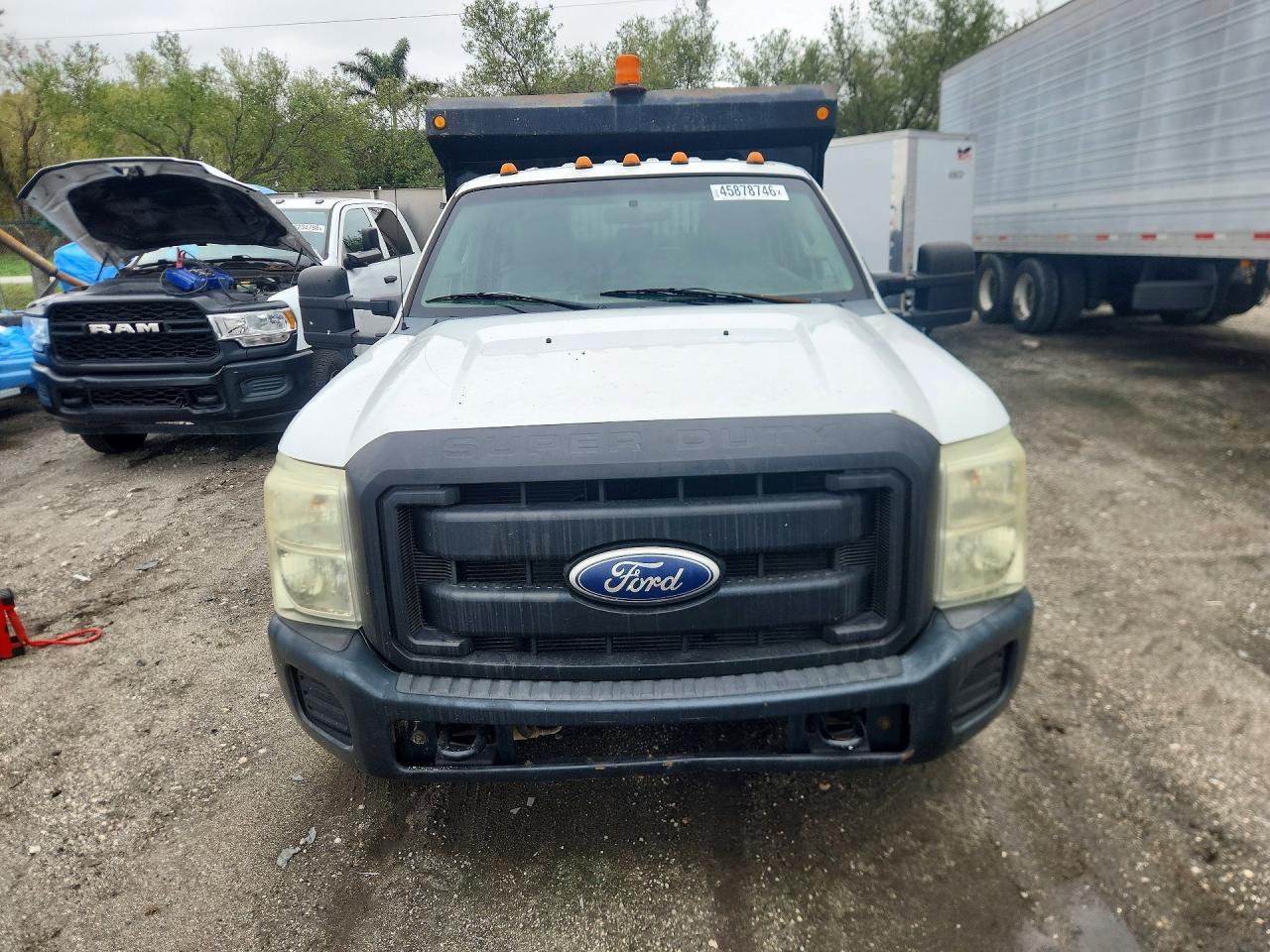 2011 Ford F350 Super Duty - Фото 5