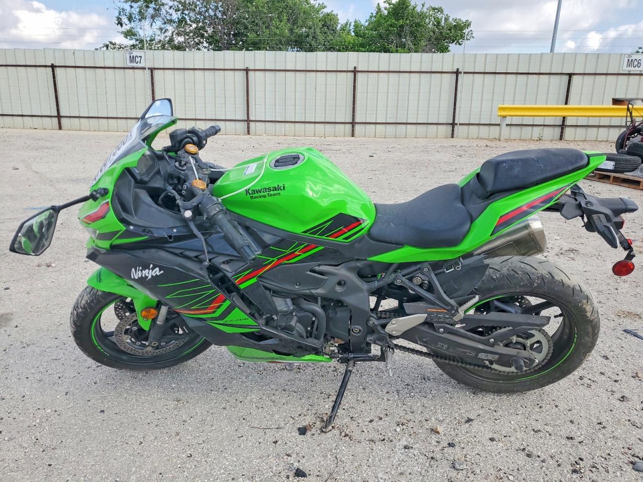 2024 Kawasaki Zx400 S - Фото 3