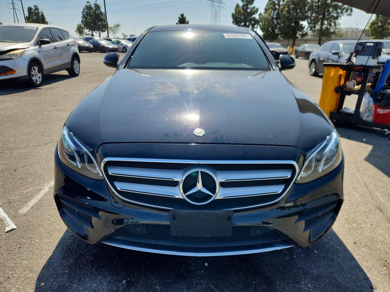 2018 Mercedes-Benz E 300 - Фото 5
