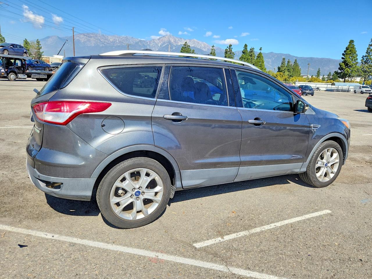 2016 Ford Escape Titanium - Image 3