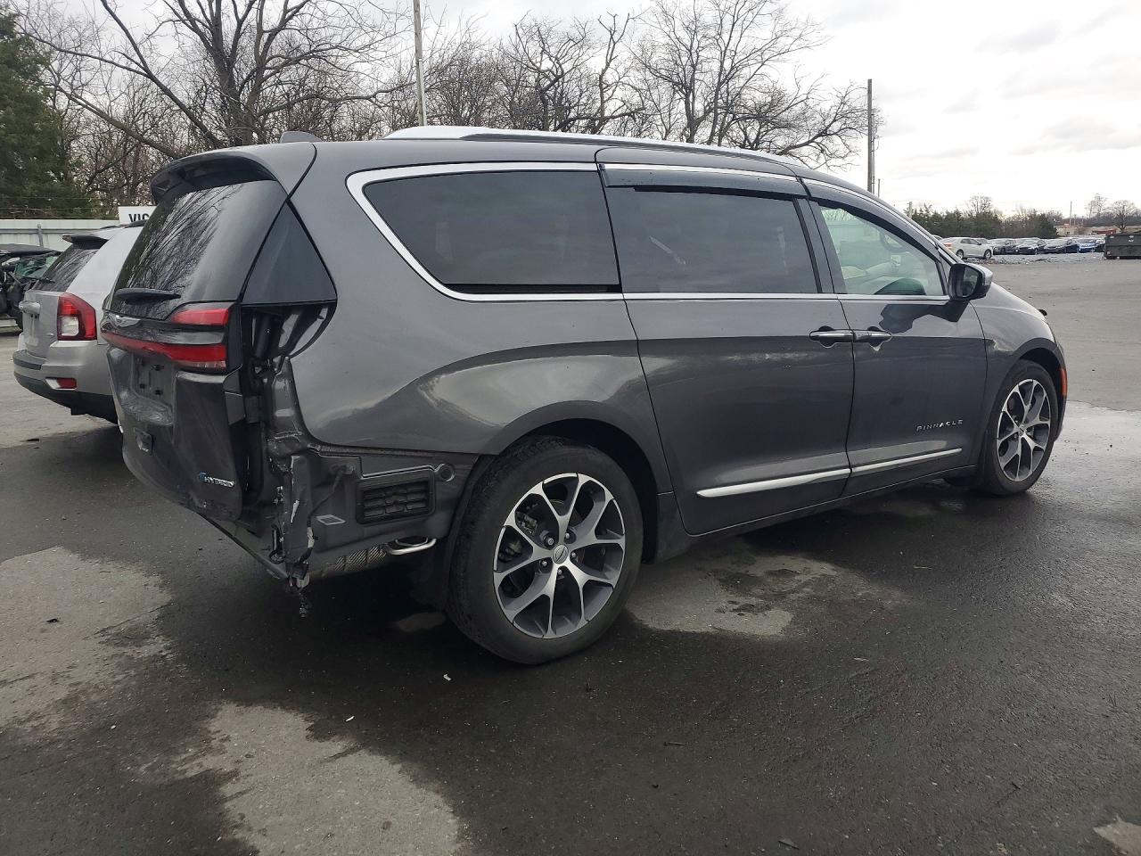 2022 Chrysler Pacifica Hybrid Pinnacle - Фото 3