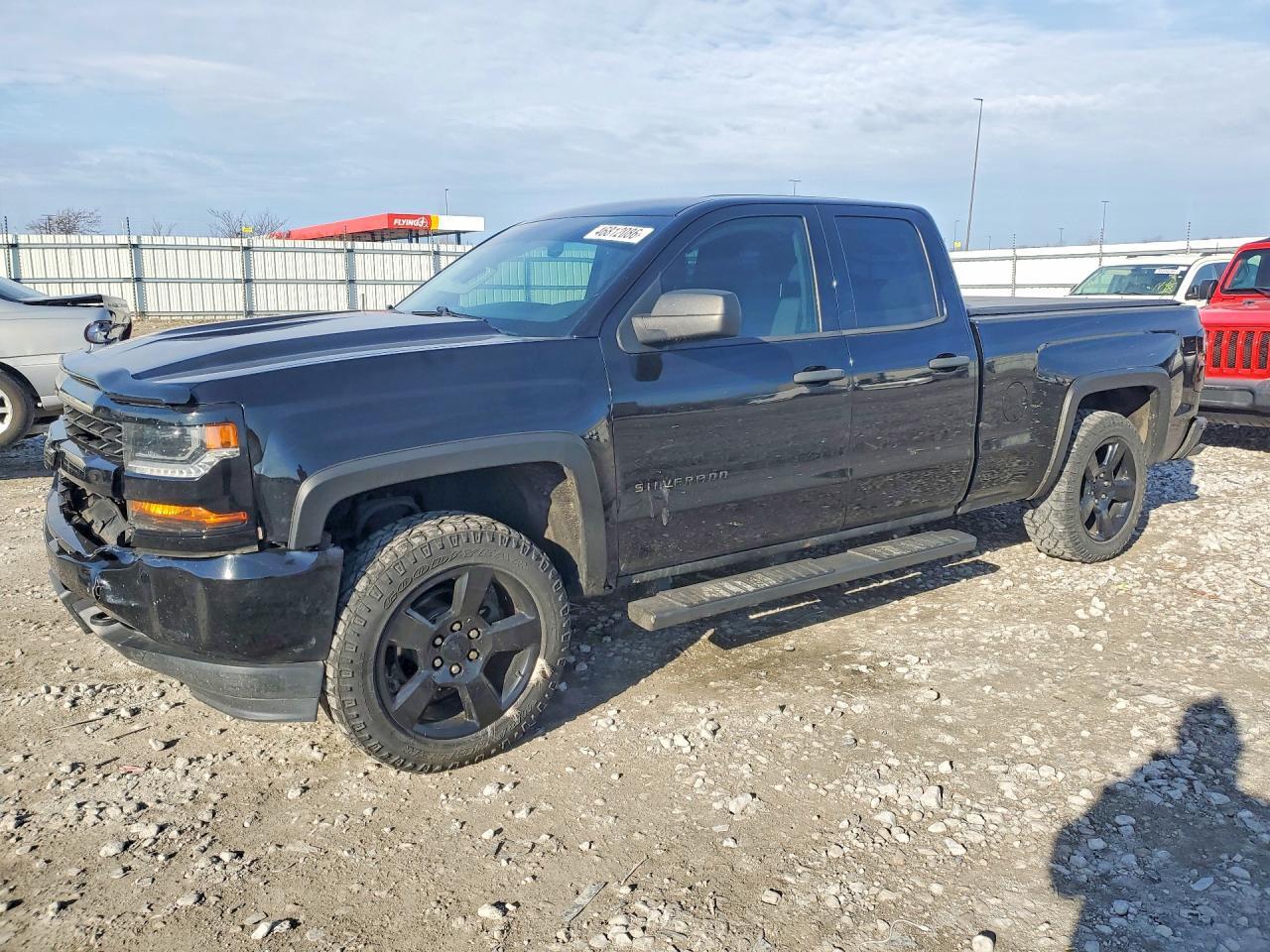 2017 Chevrolet Silverado K1500 Custom