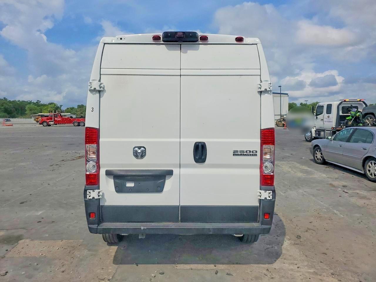 2024 Ram Promaster 2500 Ext Cargo Tradesman High Roof - Фото 6