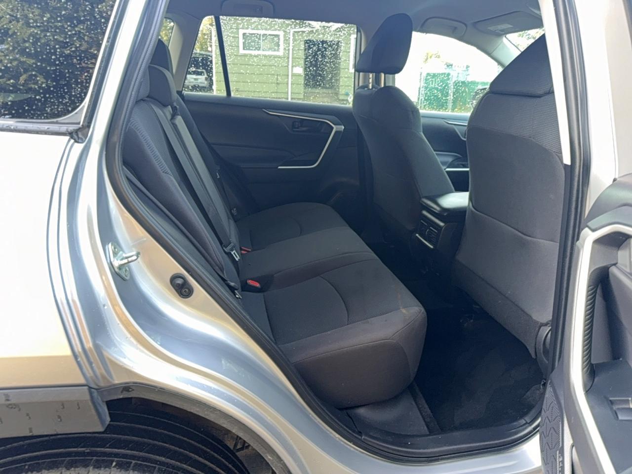 2022 Toyota Rav4 Le - Фото 6