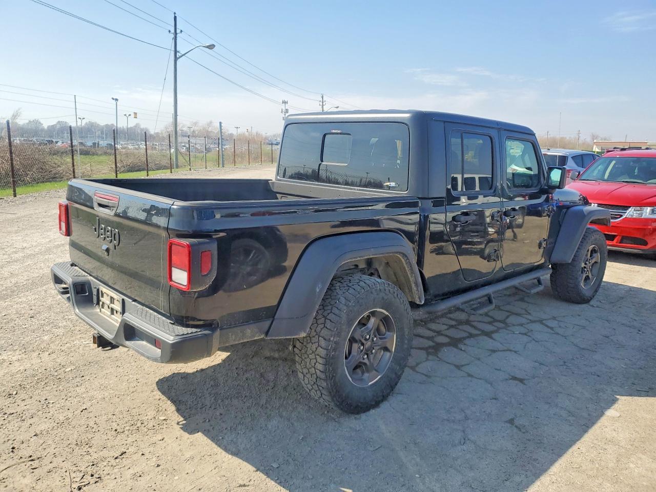 2020 Jeep Gladiator Sport - Фото 3
