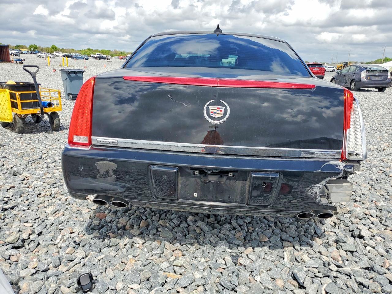 2010 Cadillac Dts Platinum - Фото 6