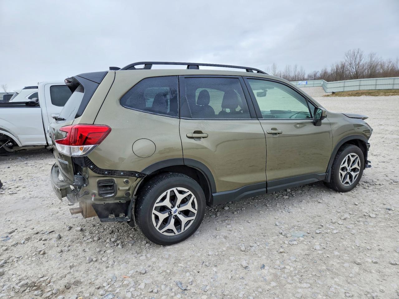 2024 Subaru Forester Premium - Фото 3