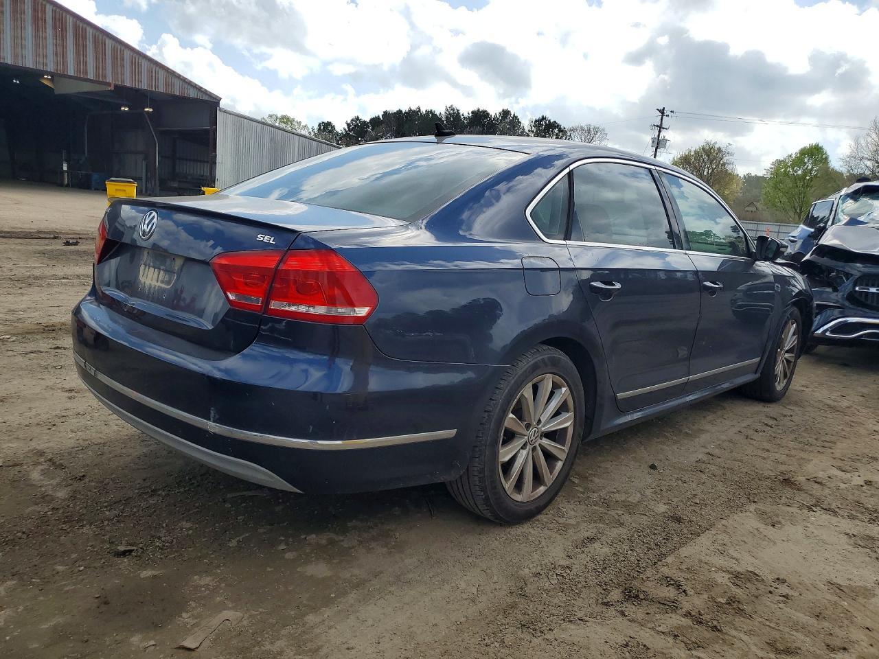 2012 Volkswagen Passat Sel - Фото 3