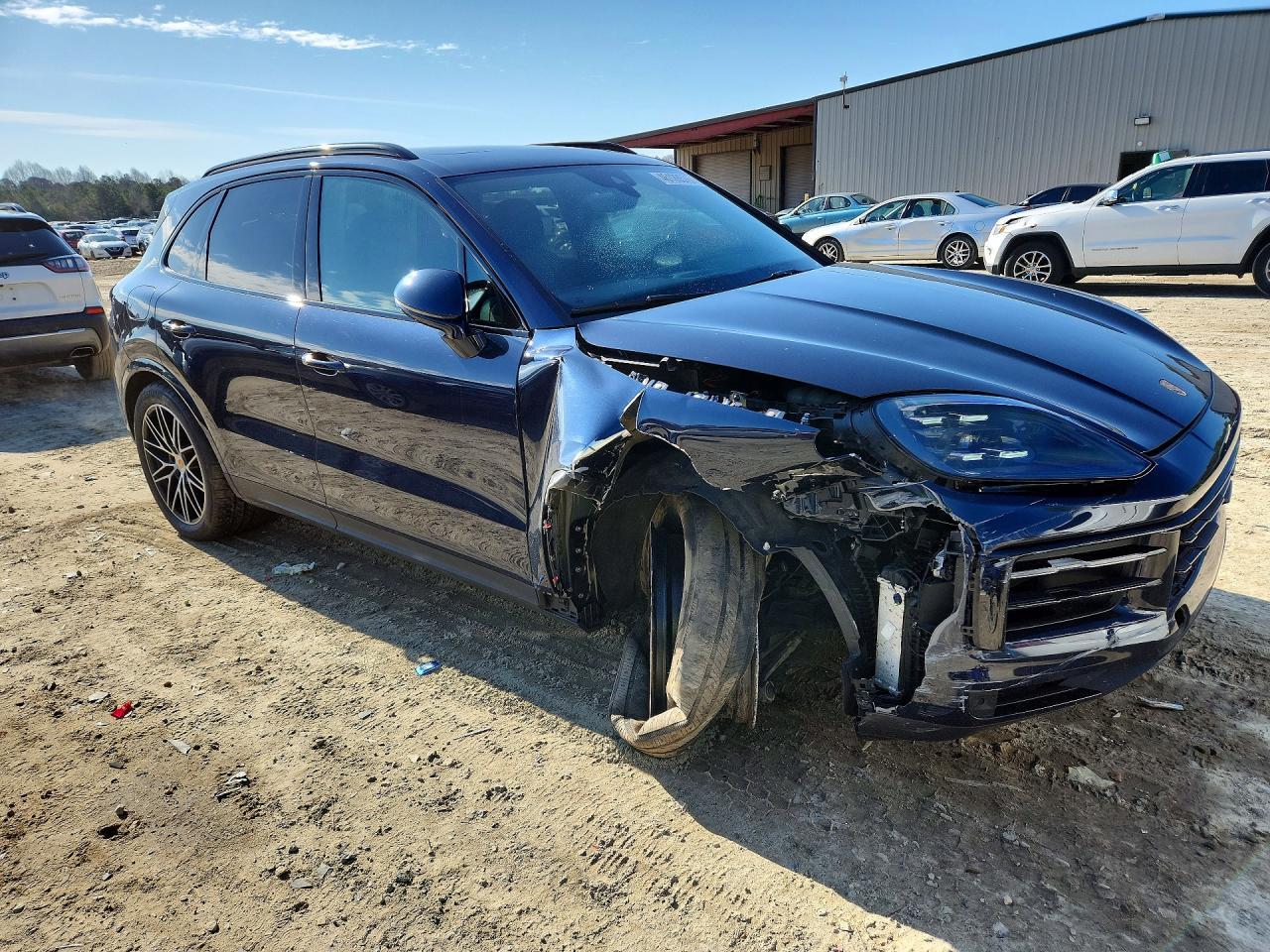 2024 Porsche Cayenne - Image 4