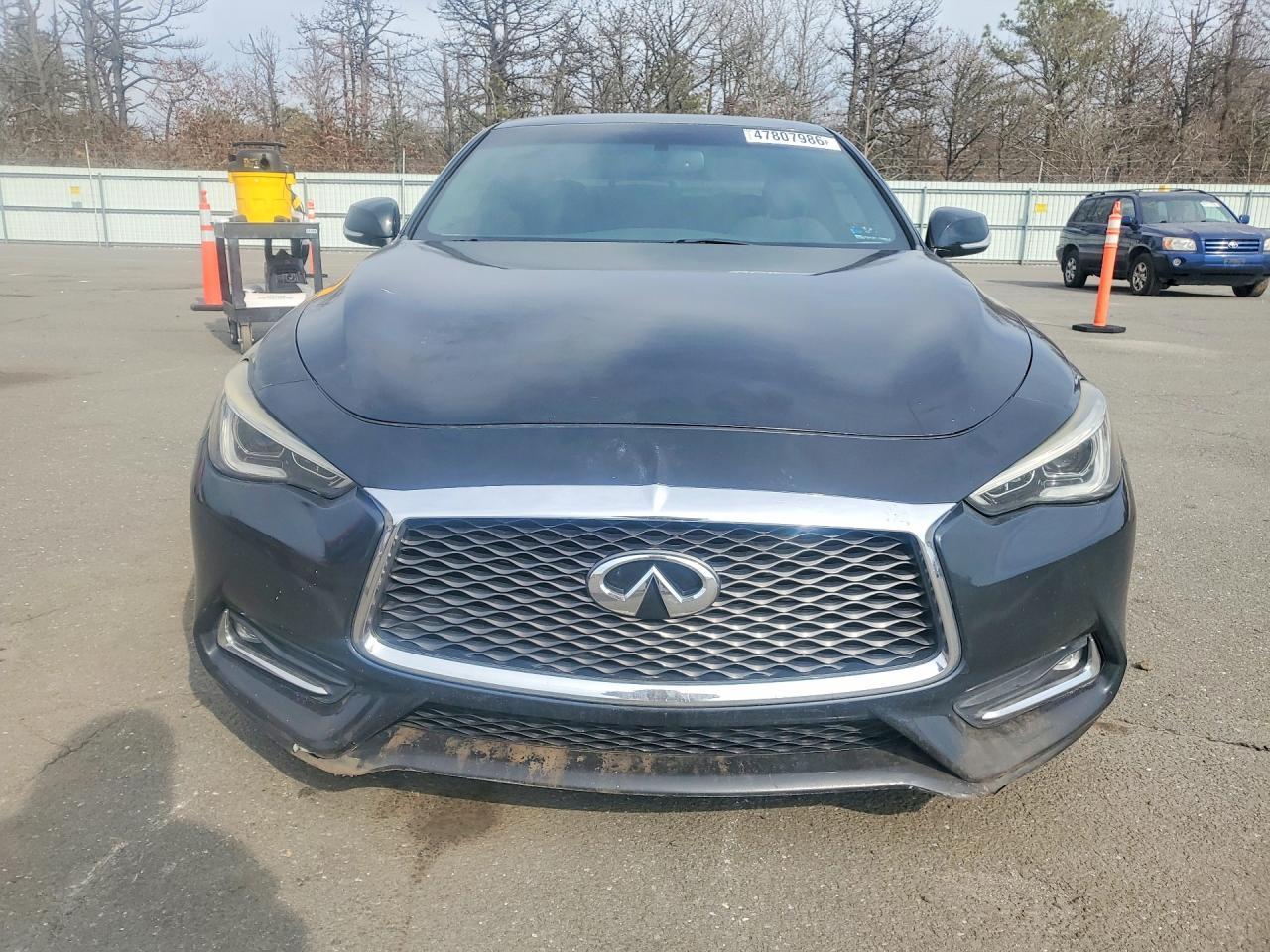 2017 Infiniti Q60 3.0T Premium - Image 5