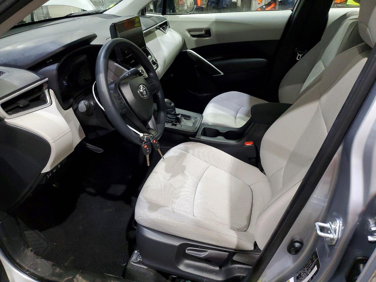 2026 Toyota Corolla Cross L - Фото 7