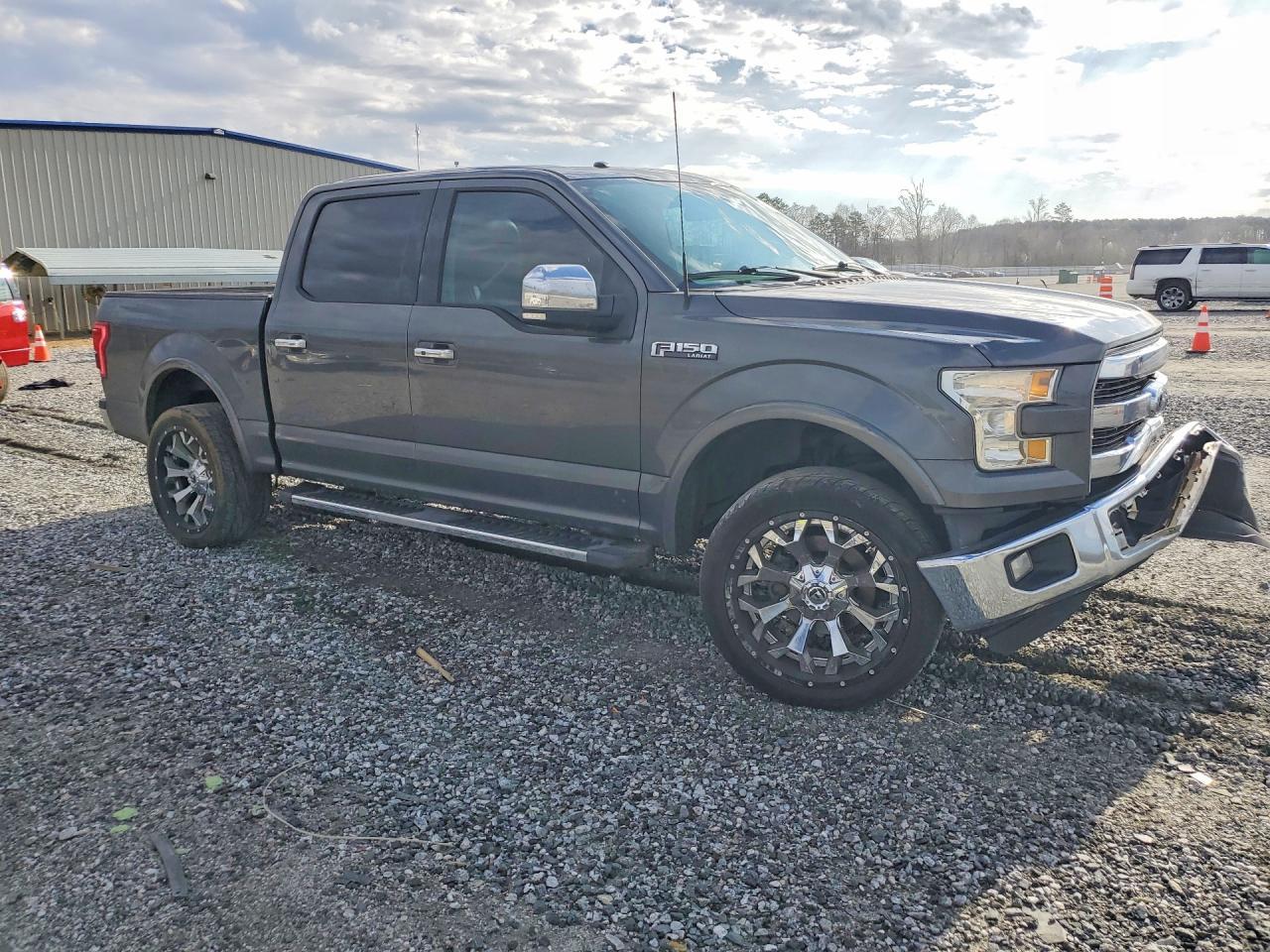 2016 Ford F150 Supercrew - Image 4