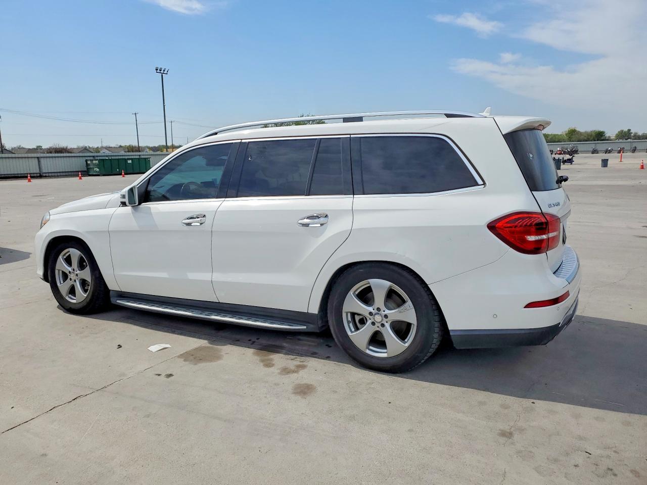 2017 Mercedes-Benz Gls 450 4Matic - Image 2