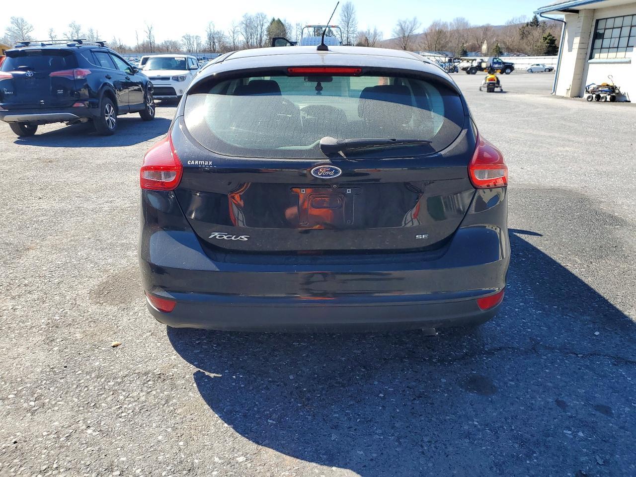 2017 Ford Focus Se - Фото 6