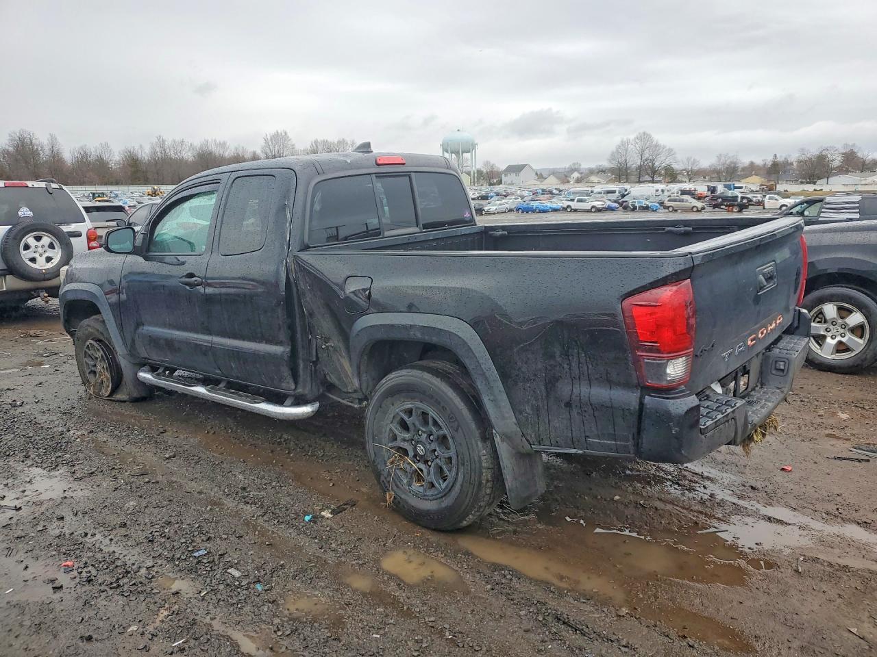 2019 Toyota Tacoma Sr V6 - Фото 2