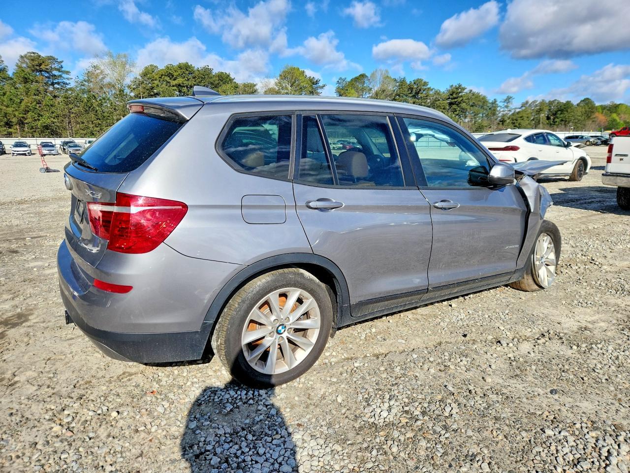 2016 BMW X3 xDrive28I - Фото 3