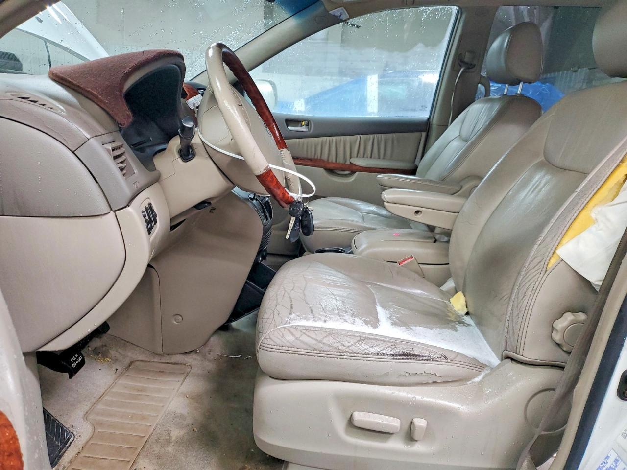 2004 Toyota Sienna Xle Limited 7 Passenger - Фото 7