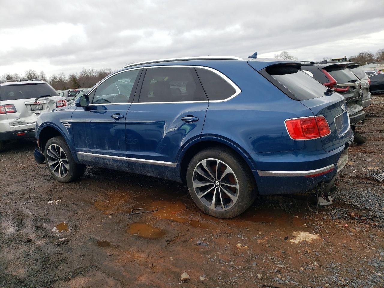 2017 Bently Bentayga - Фото 2