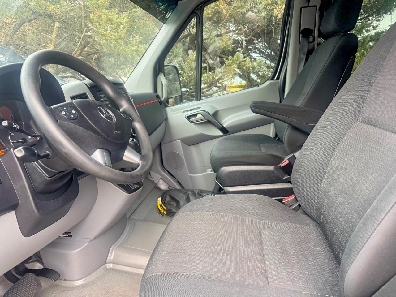 2015 Mercedes-Benz Sprinter 2500 - Фото 3