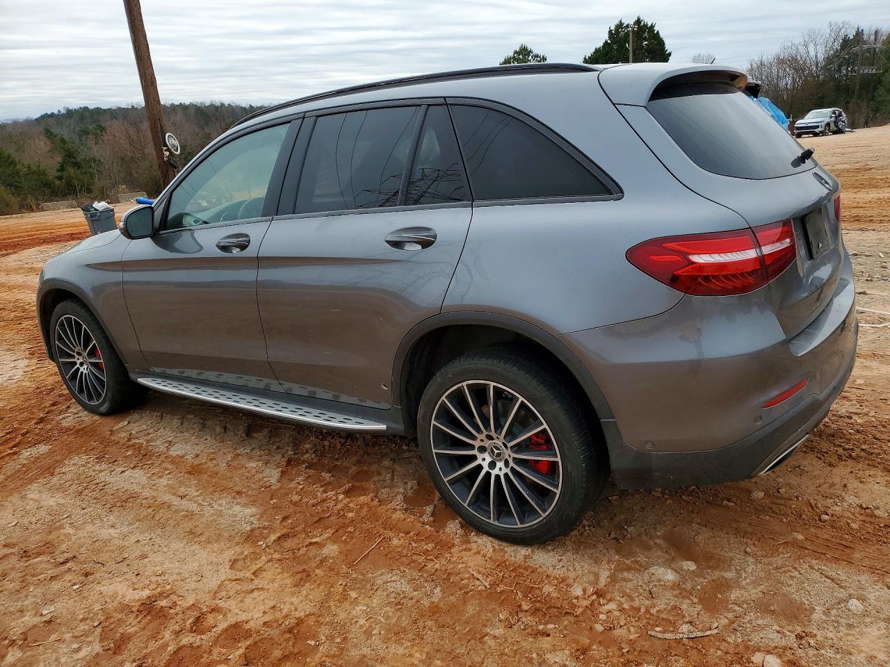 2019 Mercedes-Benz Glc 300 - Image 2