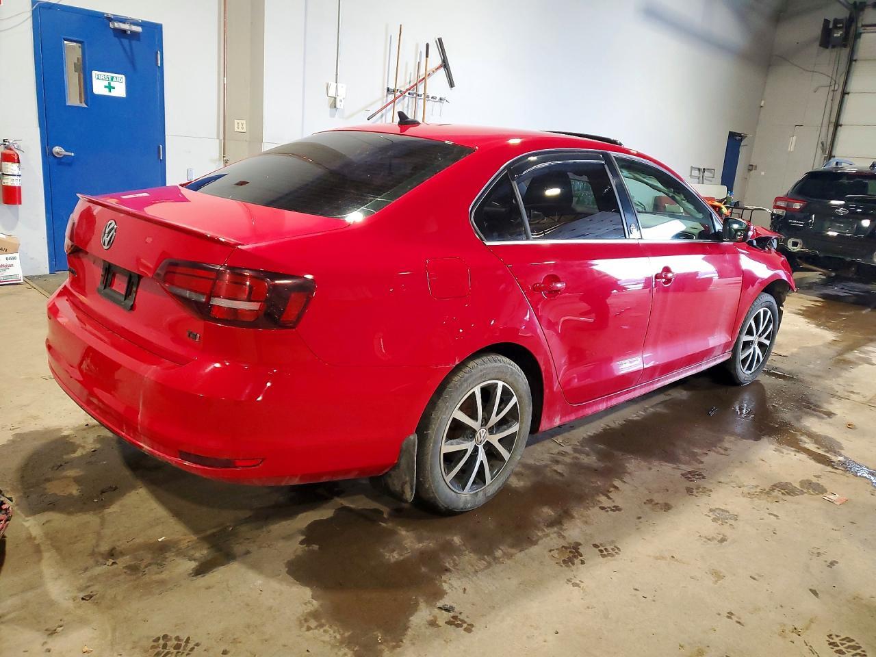 2017 Volkswagen Jetta Se - Фото 3